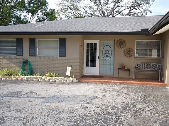 3rd image of 1628 Elizabeth Ln