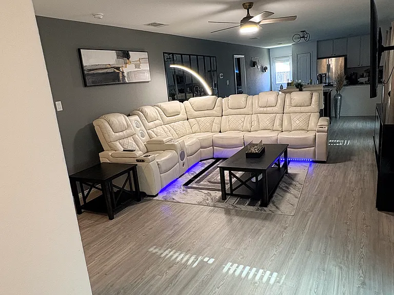 13865 Llama Pl — Photo 2