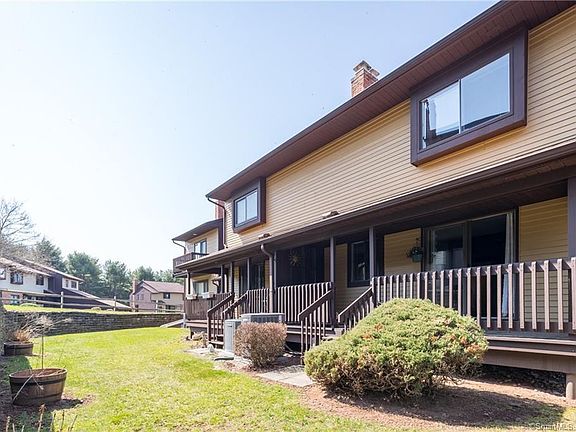5th image of 706 Summer Hill Dr