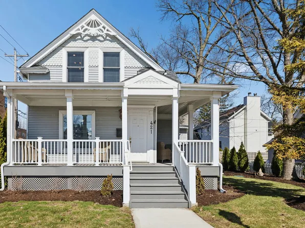 421 E School St, Naperville, IL 60540