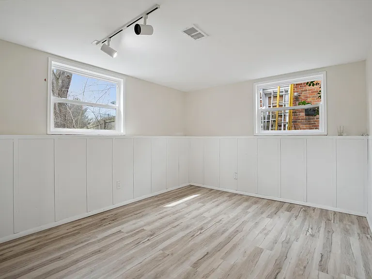 2728 Yost Blvd — Photo 18