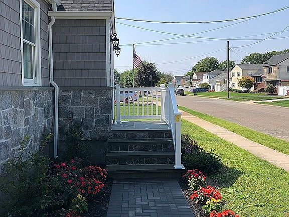 4th image of 3606 Wadena St