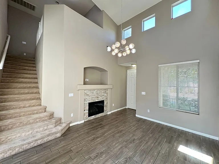 7536 French Springs St — Photo 4