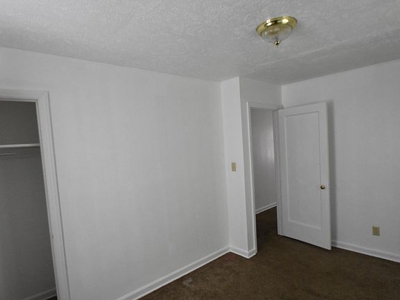 5th image of 2878 Northglen Dr