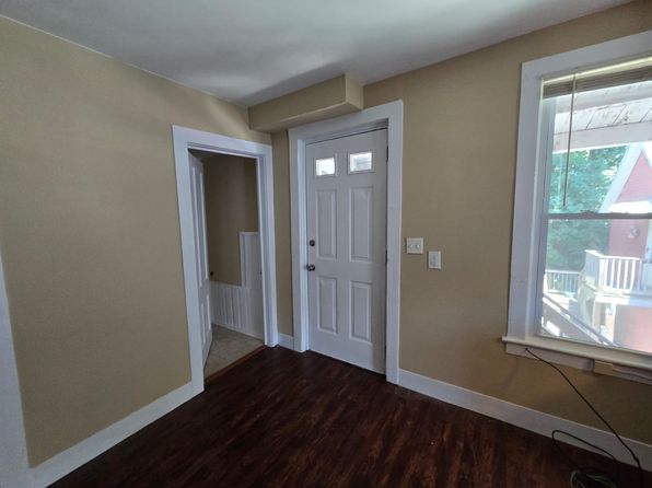 15 Town St APT 2