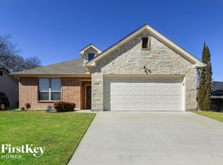 850 Mirike Dr, White Settlement, TX 76108