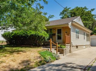 2609 30th St, Des Moines, IA 50310