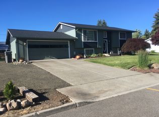 18322 E 3rd Ave, Greenacres, WA 99016