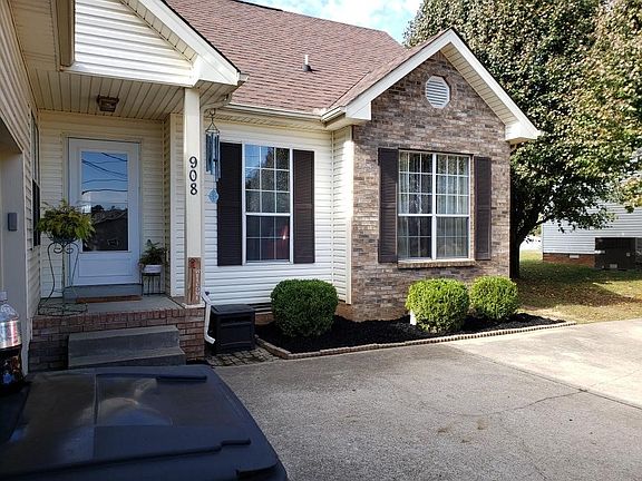 2nd image of 908 Dolphin Ln