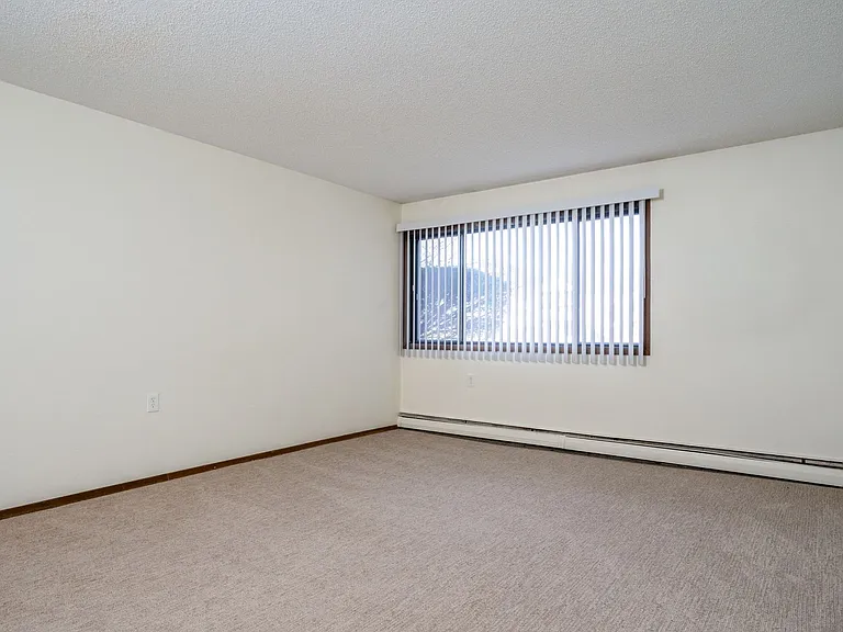 Heritage Heights Apartments — Photo 23