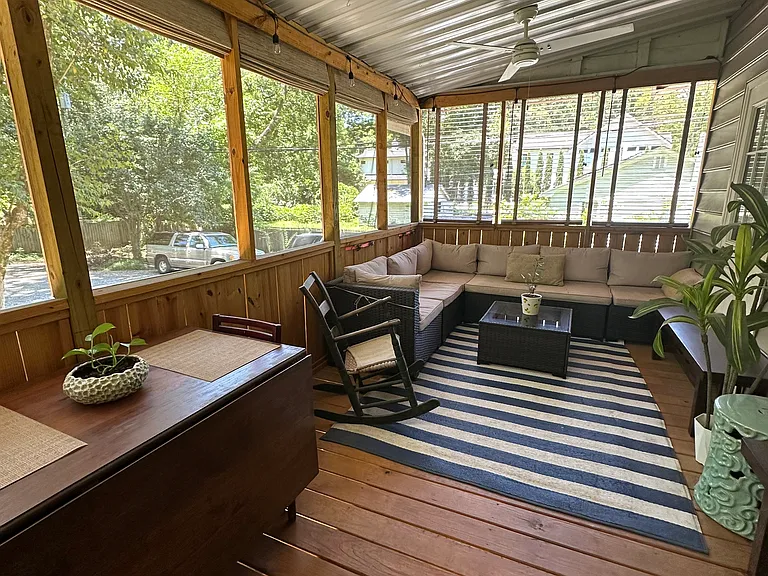 2200 Laburnum Ave — Photo 29