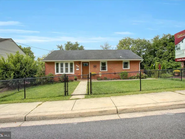224 S Main St, Boonsboro, MD 21713