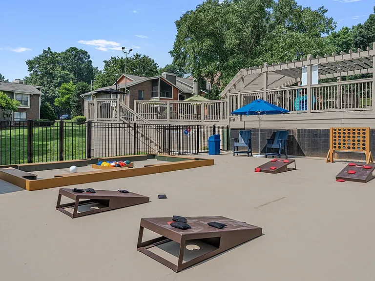 The Retreat at Lake Johnson Apartments — Photo 5