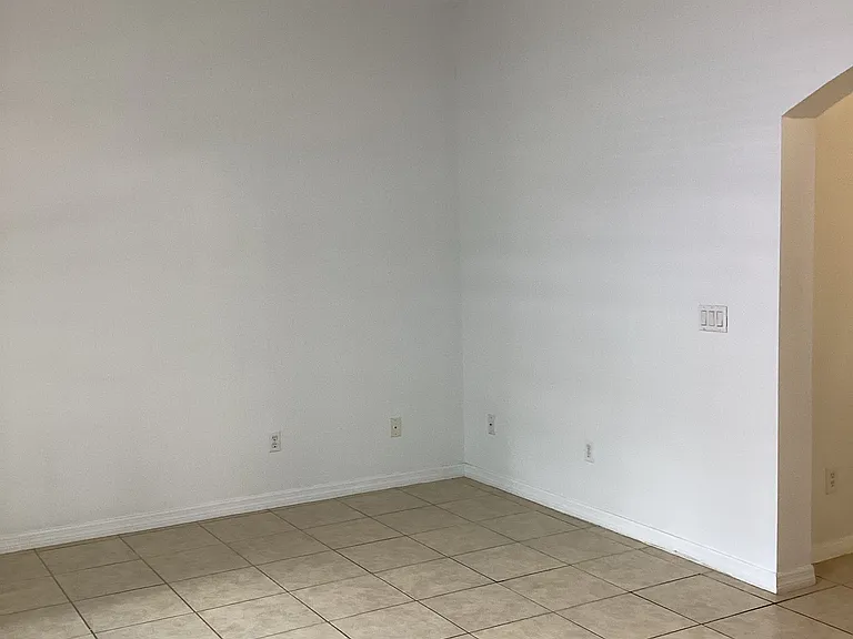 11932 Deer Path Way — Photo 4