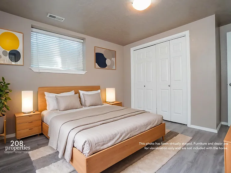 2210 S Owyhee St — Photo 3