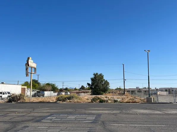 E Hobsonway, Blythe, CA 92225