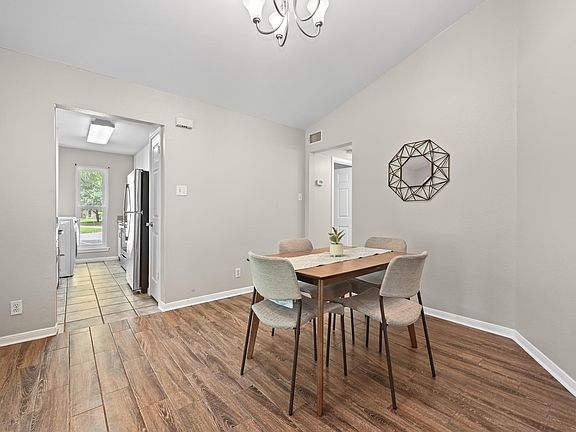 5th image of 1601 Faro Dr APT 1404