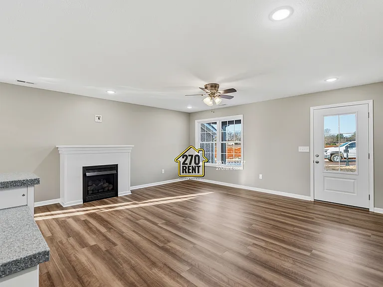 15 Paislynne Ct — Photo 7