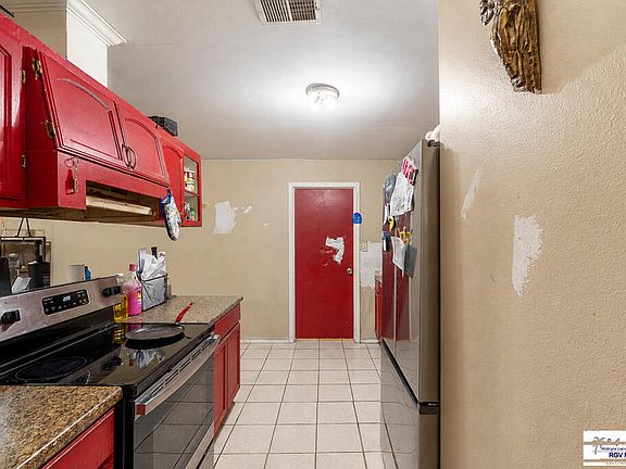 5th image of 21556 Espinosa Rd