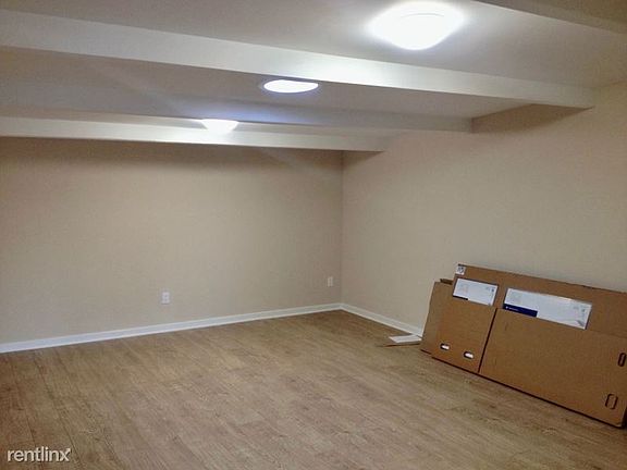 3rd image of 3630 Sagunto St