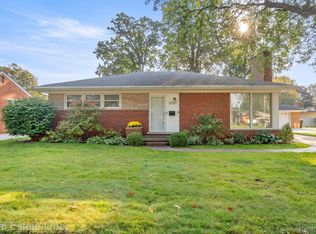 1757 N Trenton Dr, Trenton, MI 48183