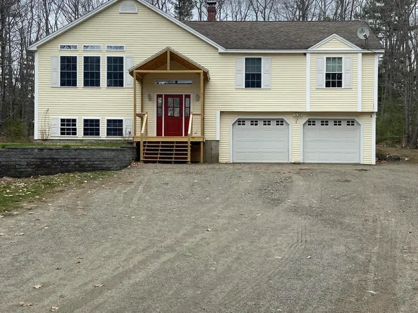 64 High Point Drive, Bradley, ME 04411
