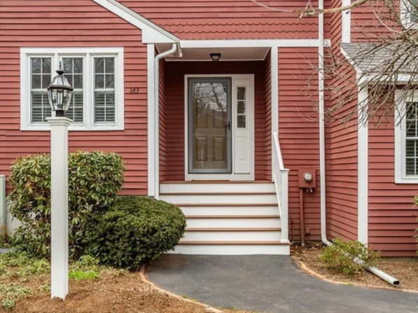 163 Laurelwood Dr #163, Hopedale, MA 01747