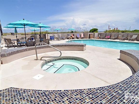 2nd image of 2700 N Lumina Avenue #708