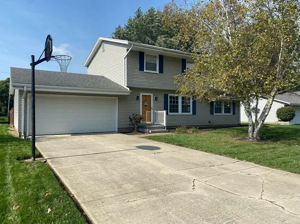 1403 Rosedale Ave, Bucyrus, OH 44820