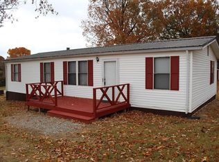 56 Cecil Rd, Eddyville, KY 42038