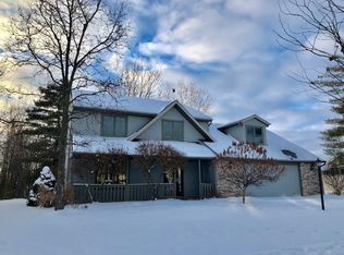 910 Abbey Place Blvd, Fort Wayne, IN 46804