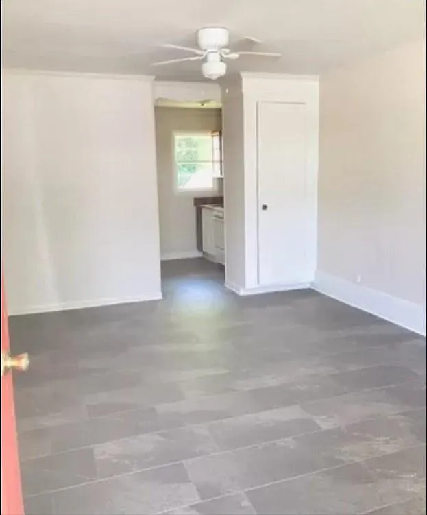 Studio, 500 sqft, $1,300 — Photo 1