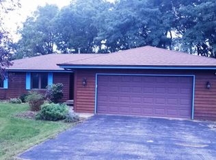 6658 Nestlewood Dr, Roscoe, IL