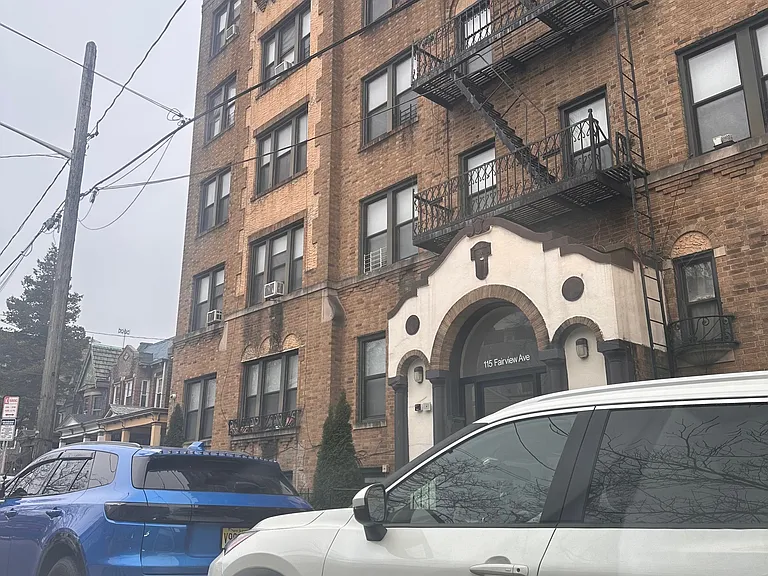 113 Fairview Ave #38 — Photo 16