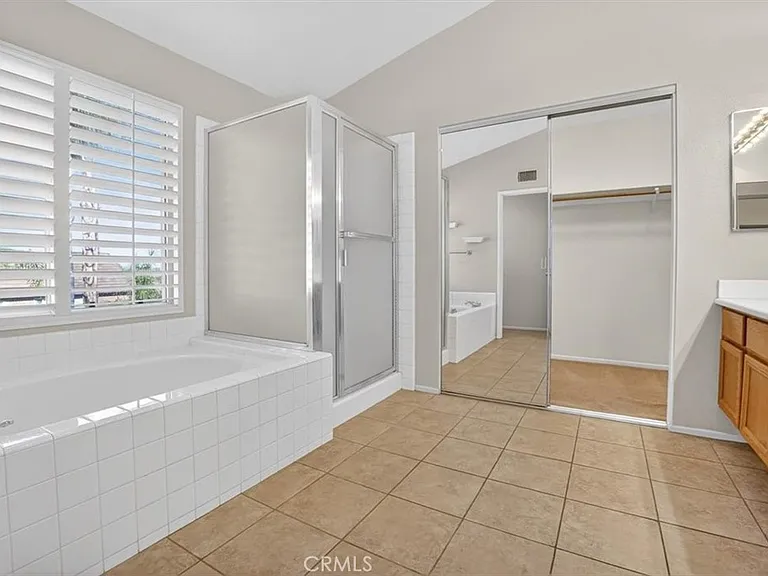 2620 Taylor Ave — Photo 29