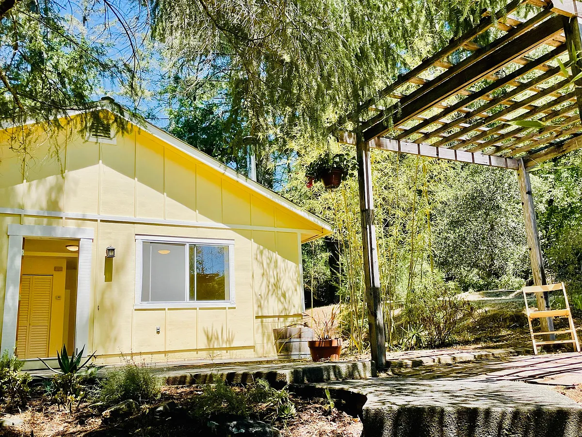 Building Photo - 2533 Stepps Rd
