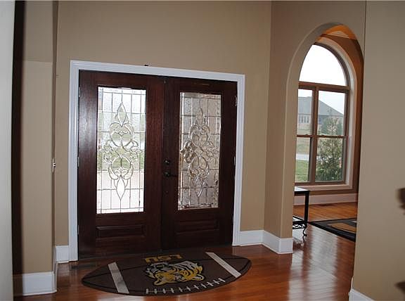 2nd image of 125 Collinwood Dr