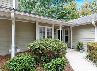 2734 Tiergarten Ln, Charlotte, NC 28210