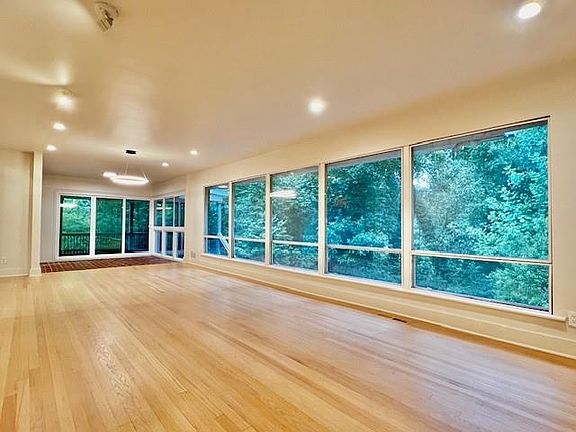 5th image of 6311 Hunting Creek Rd #6311