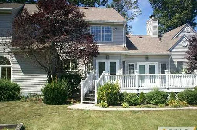3 Wilson Ln — Photo 8