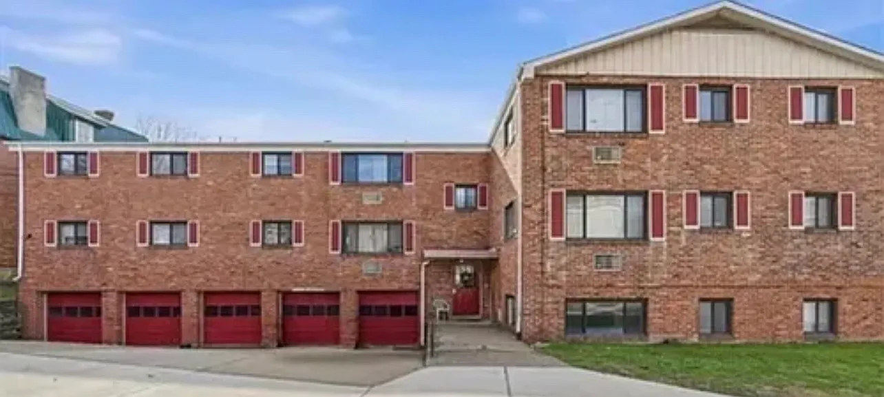 1 bed, $1,050 — Photo 1