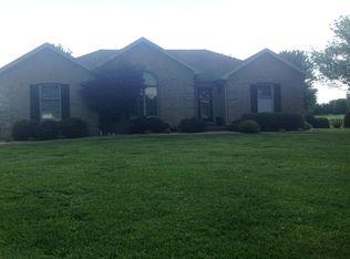 1000 Farmington Dr, Bardstown, KY 40004