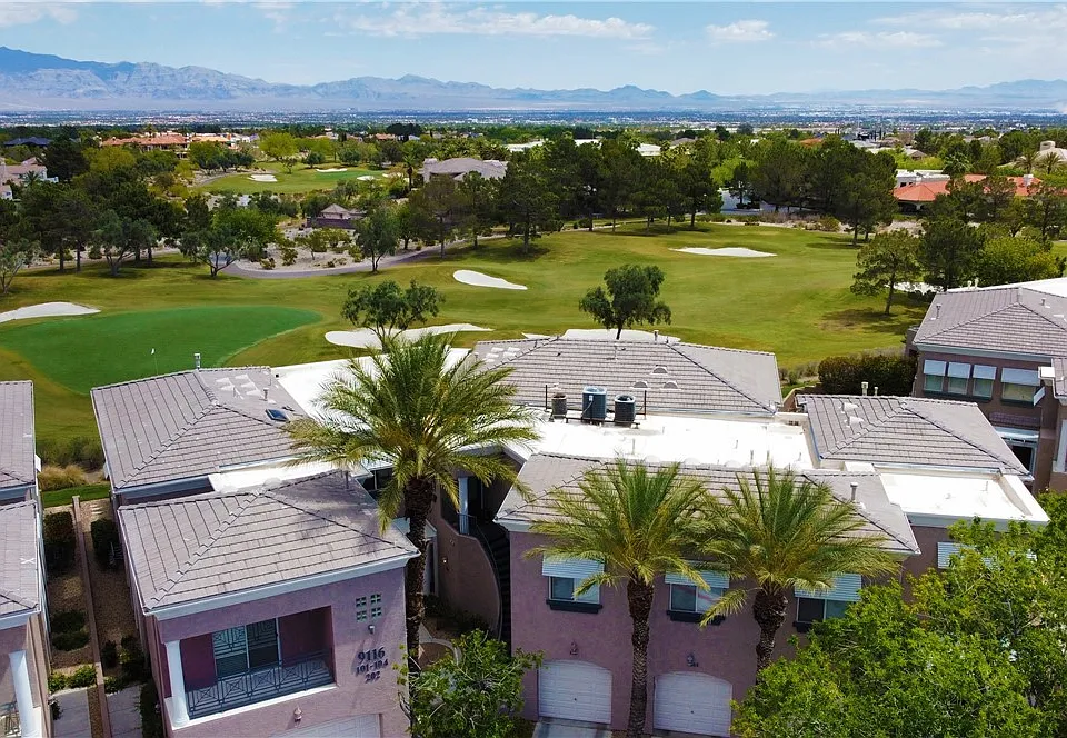 9116 Vista Greens Way #202