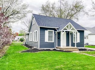 713 N Melvin St, Gibson City, IL 60936