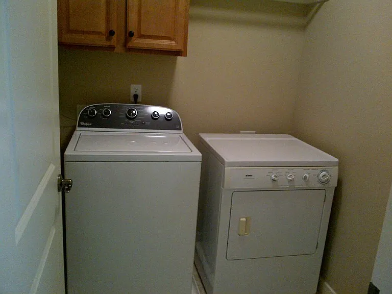 Upstairs Laundry with Washer/Dryer