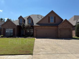 3710 W 108th Ct, Jenks, OK 74037