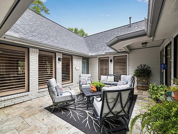3rd image of 2507 Golden Pond Drive