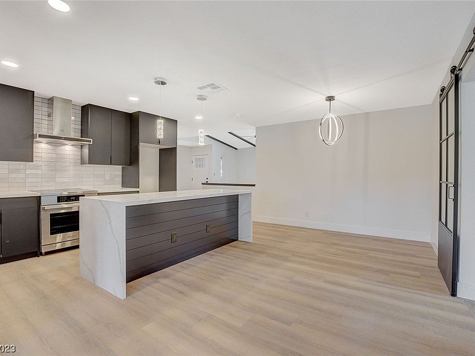 1st image of 6489 Buckaroo Ave