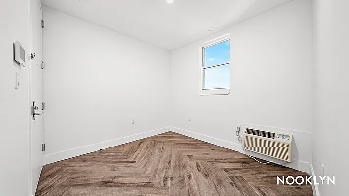Rented by Nooklyn NYC LLC | media 5