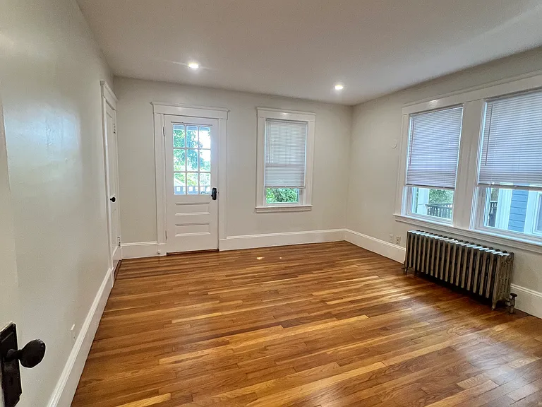 96 Brooks St #2 — Photo 4